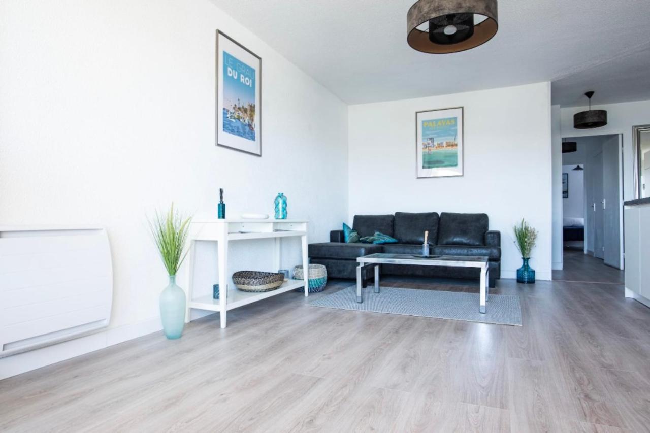 Superb Apartment Near The Port And The Sea มอกิโอ ภายนอก รูปภาพ