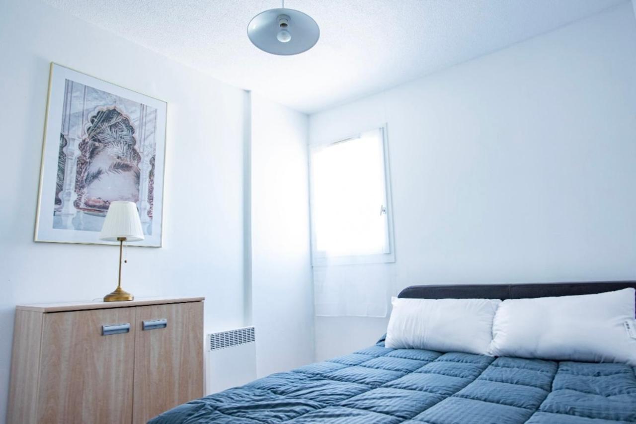 Superb Apartment Near The Port And The Sea มอกิโอ ภายนอก รูปภาพ
